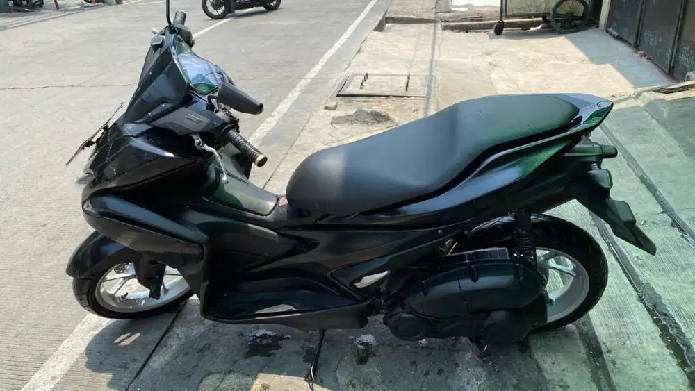 Di jual cepat yama aerox