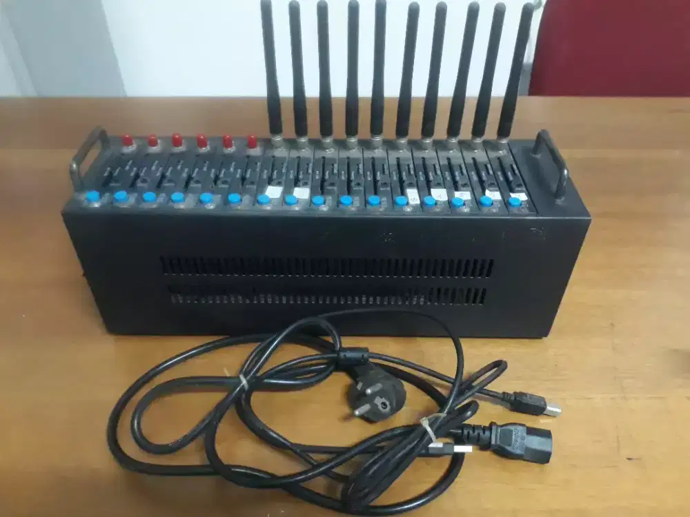 Modem simbox Wavecom Q2406B 16 port