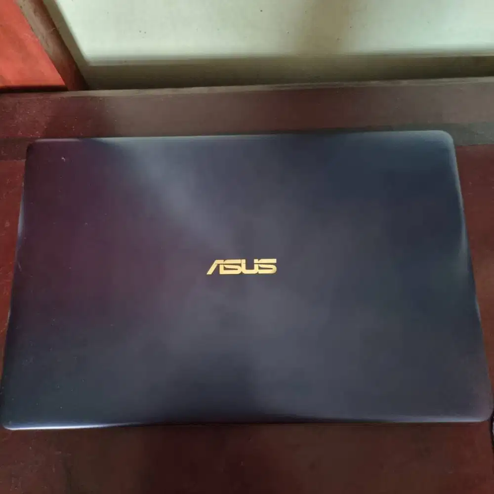 Jual laptop Asus  Zenbook type UX490UA I7 Gen 8