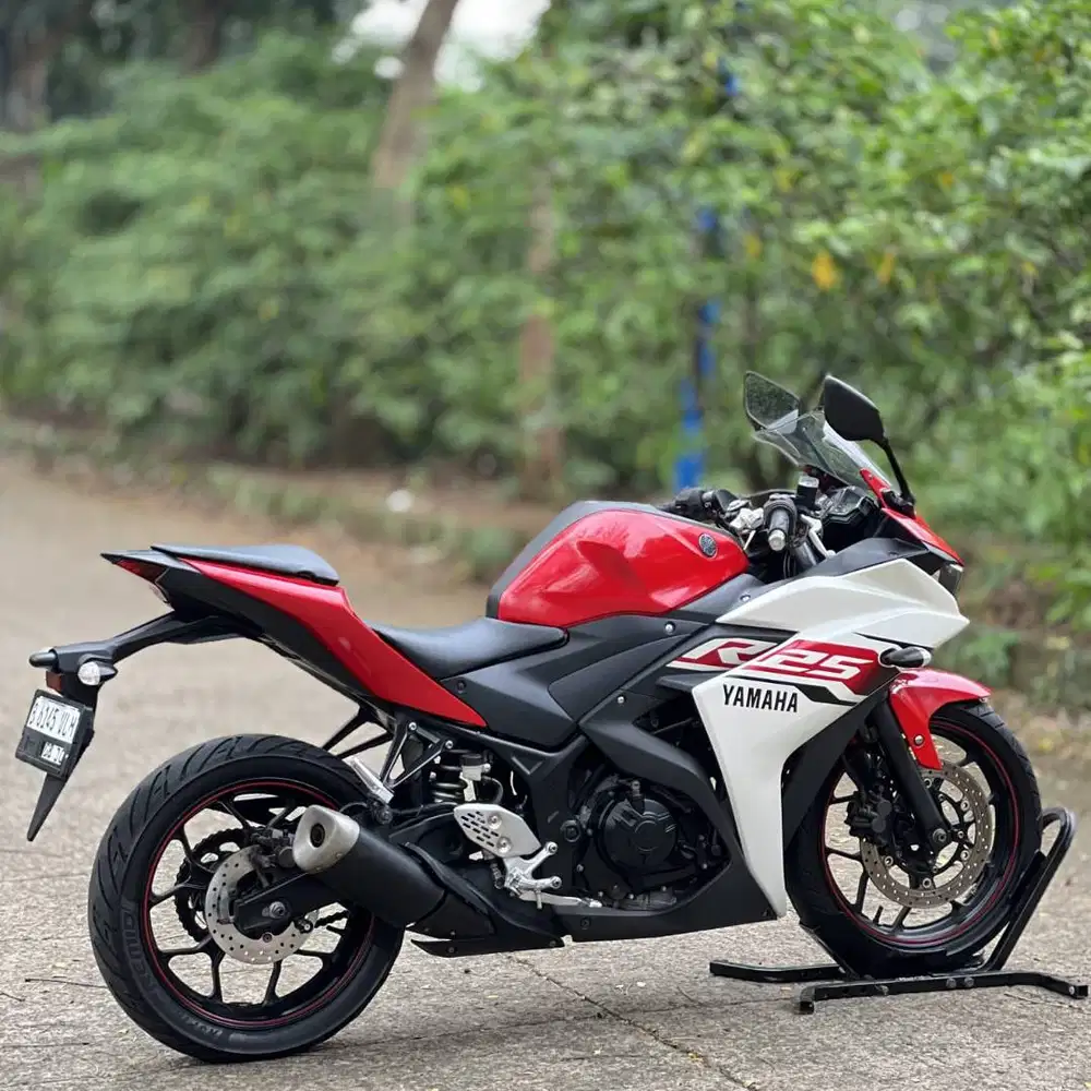 KM LOW! YAMAHA R25 V1 MERAH PUTIH 2015 PAJAK PANJANG SUPERB