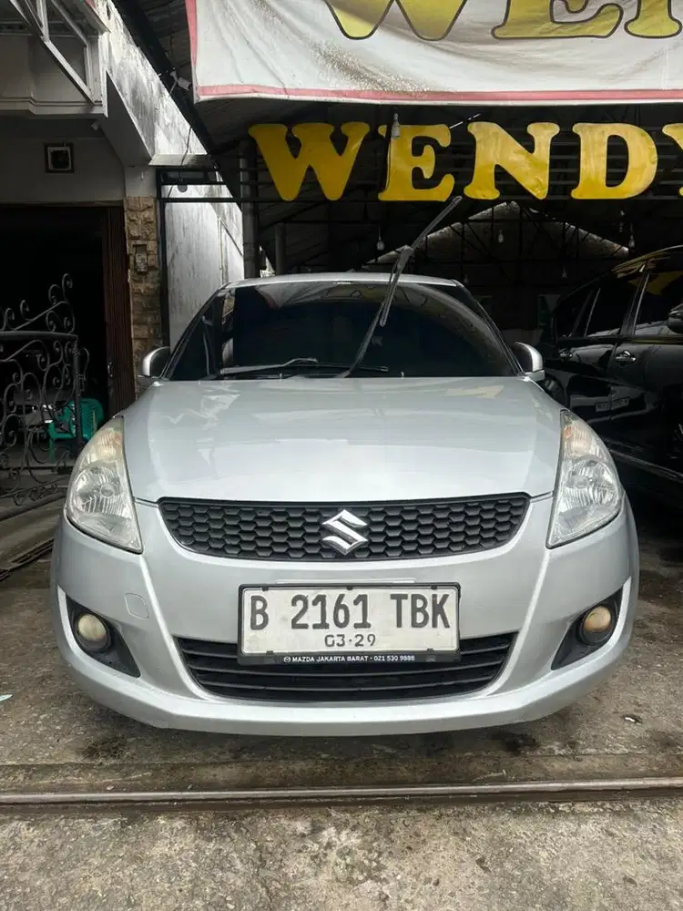 SUZUKI SWIFT GX 1.4 AUTOMATIC THN 2013