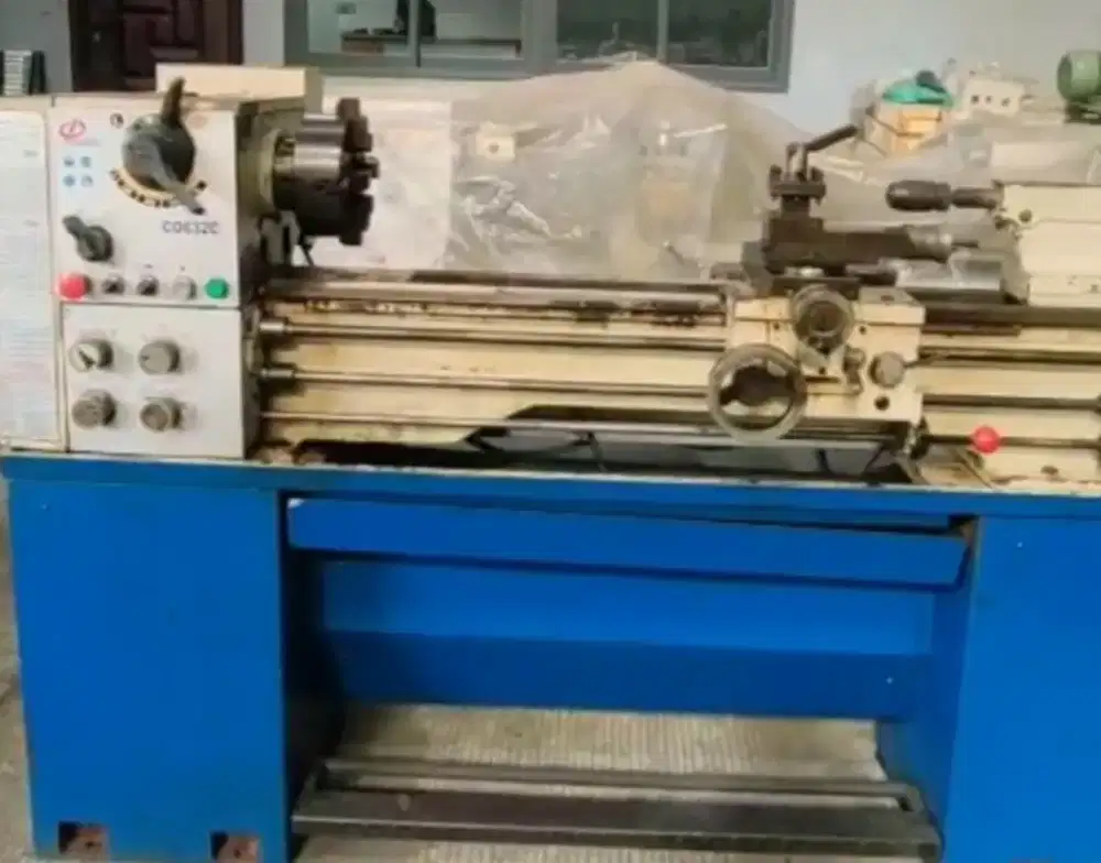 Mesin Bubut Milling Bor Frais