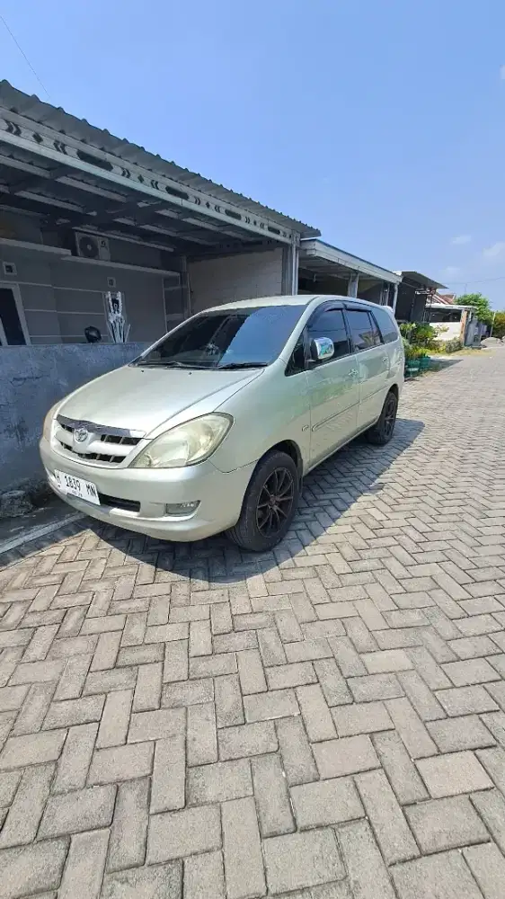 Dijual INNOVA V MATIC BENSIN TAHUN 2005