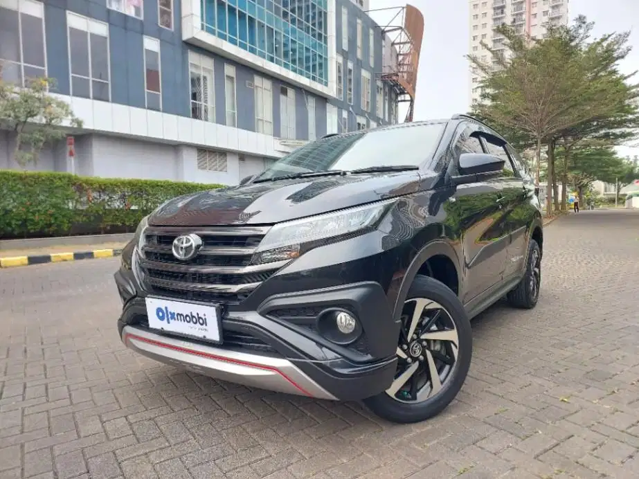 LOW DP Toyota Rush 1.5 TRD Sportivo 7 Bensin-MT 2020 TIW
