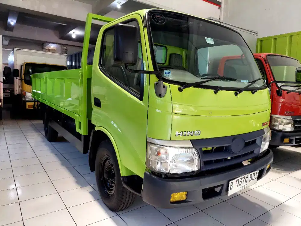 Hino Dutro Engkel Long