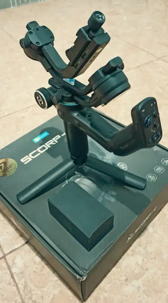 Gimbal Stabillizer Feiyutech Scorp C for DSLR dan Mirrorles