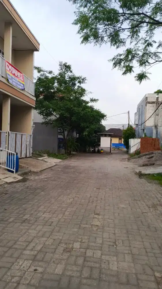 Jual cepat rumah 2 lt di lokasi strategis dekat summarecon bandung