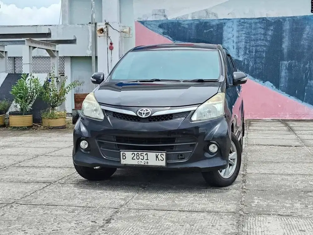 DP 15JT SAJA TOYOTA AVANZA VELOZ 1.5 AT MATIC AUTOMATIC 2013 HITAM
