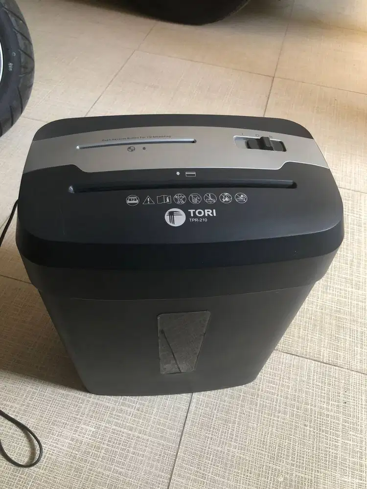MESIN PENGHANCUR KERTAS/ DOKUMEN TORI TPR 210Paper Shredder