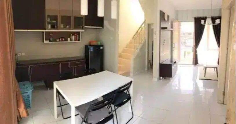DIJUAL RUMAH DI CLUSTER SEVILLA BSD