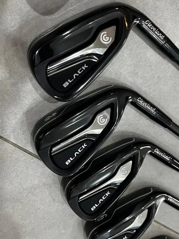 Stick Golf Iron set Cleveland Black