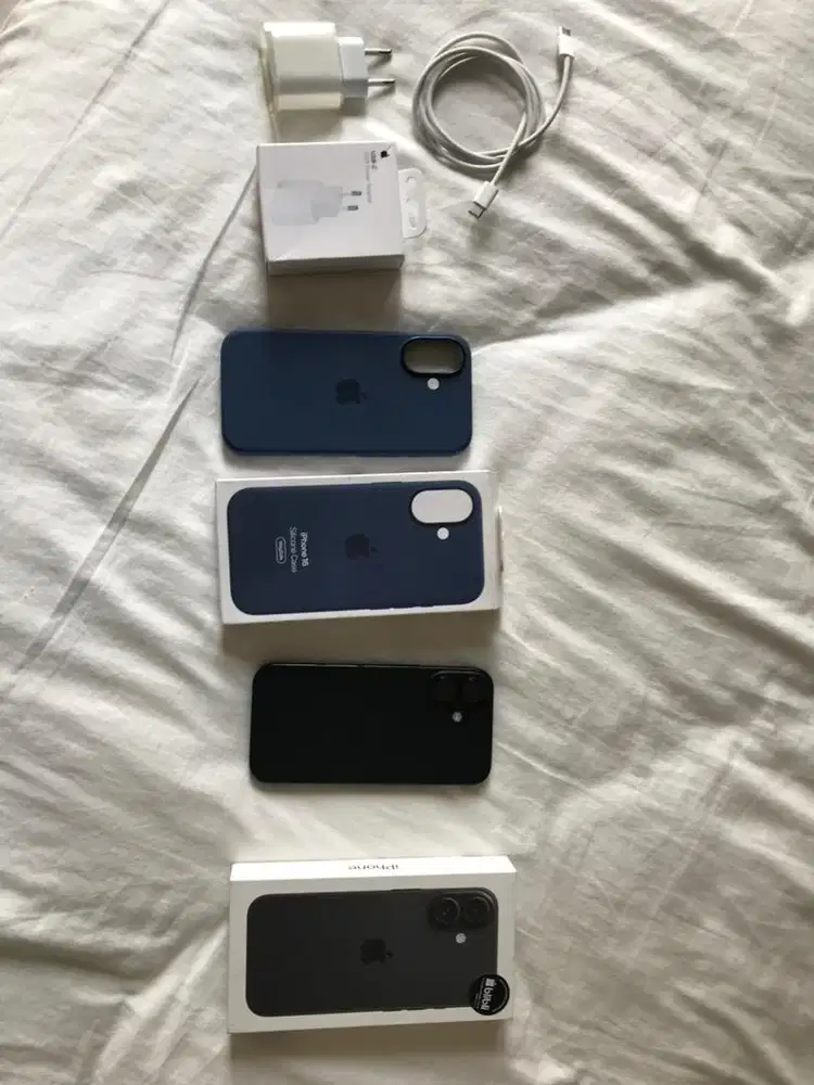 iPhone 16 128GB Black Ex Blibli FREE CASE DAN CHARGER