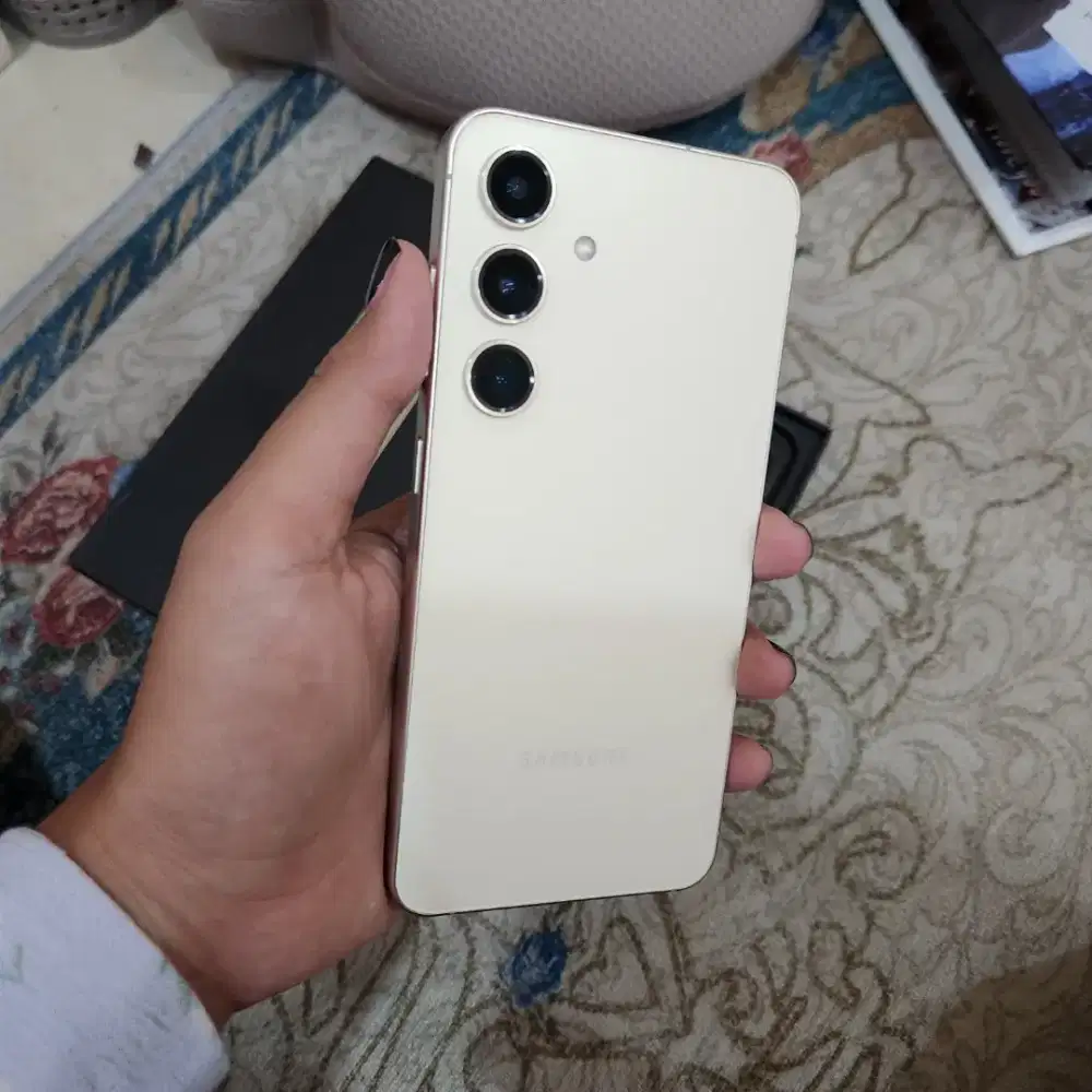Samsung S24 5G 8/256gb MULUS SEIN NOMINUS