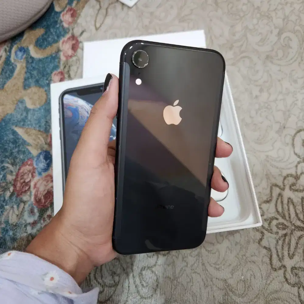 iPhone XR 64gb Fullset Nominus Nominus