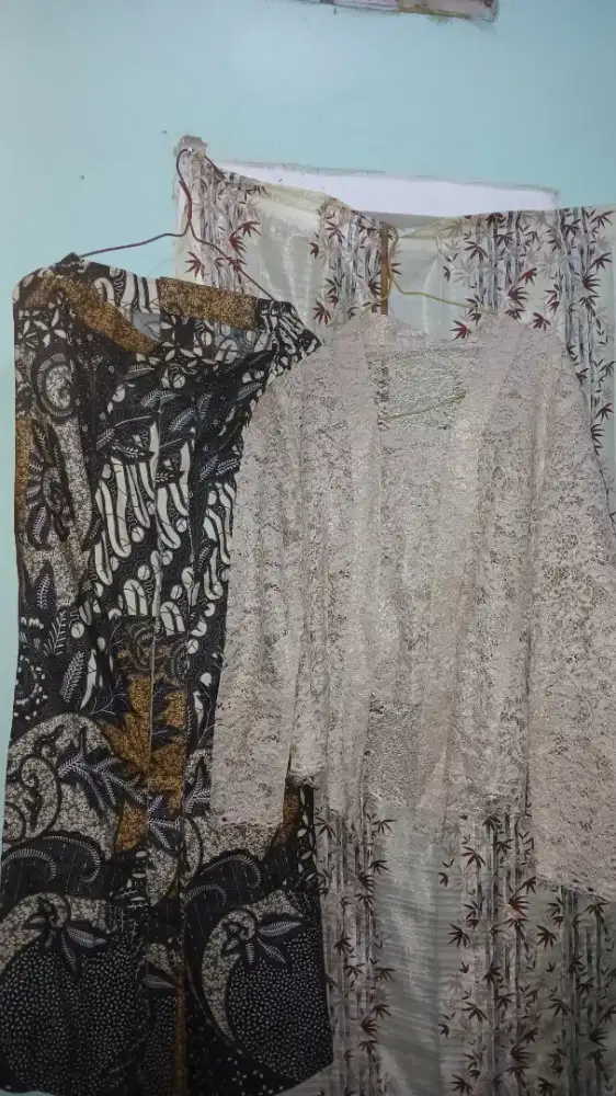 Kebaya kondangan
