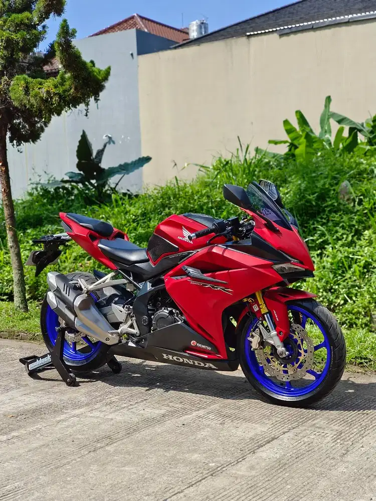 HONDA CBR 250RR ABS MERAH 2019 KM RENDAH PAJAK HIDUP SUPERB