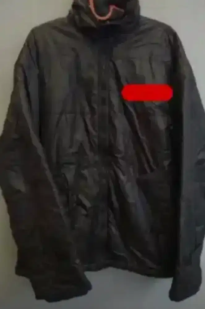 Jaket Tebal Eks Stasiun TV Masih Bagus