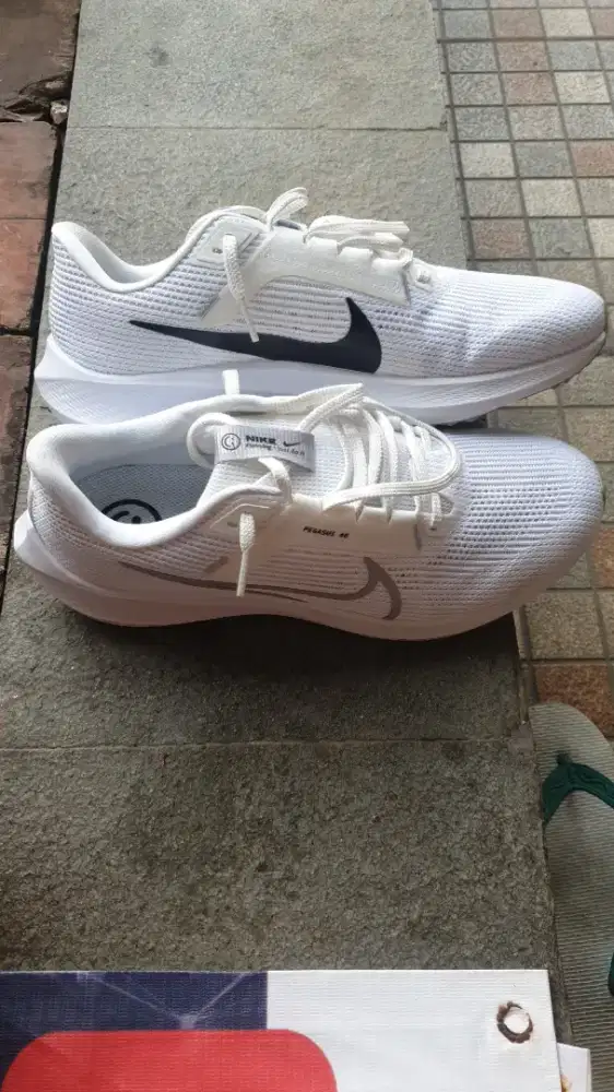 Jual sepatu running