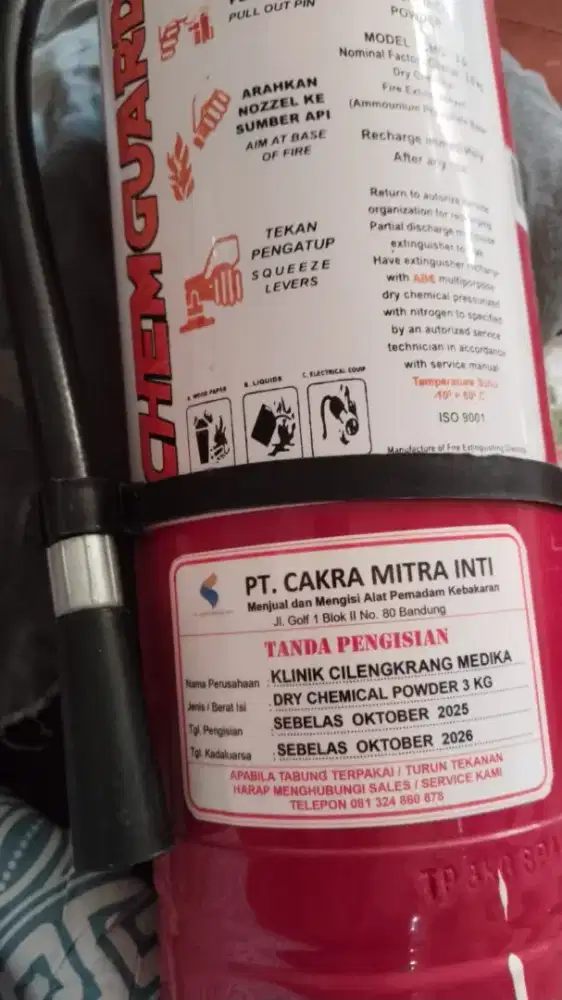 Isi ulang APAR di Bandung