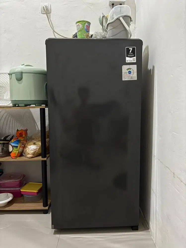 Kulkas Aqua 165L