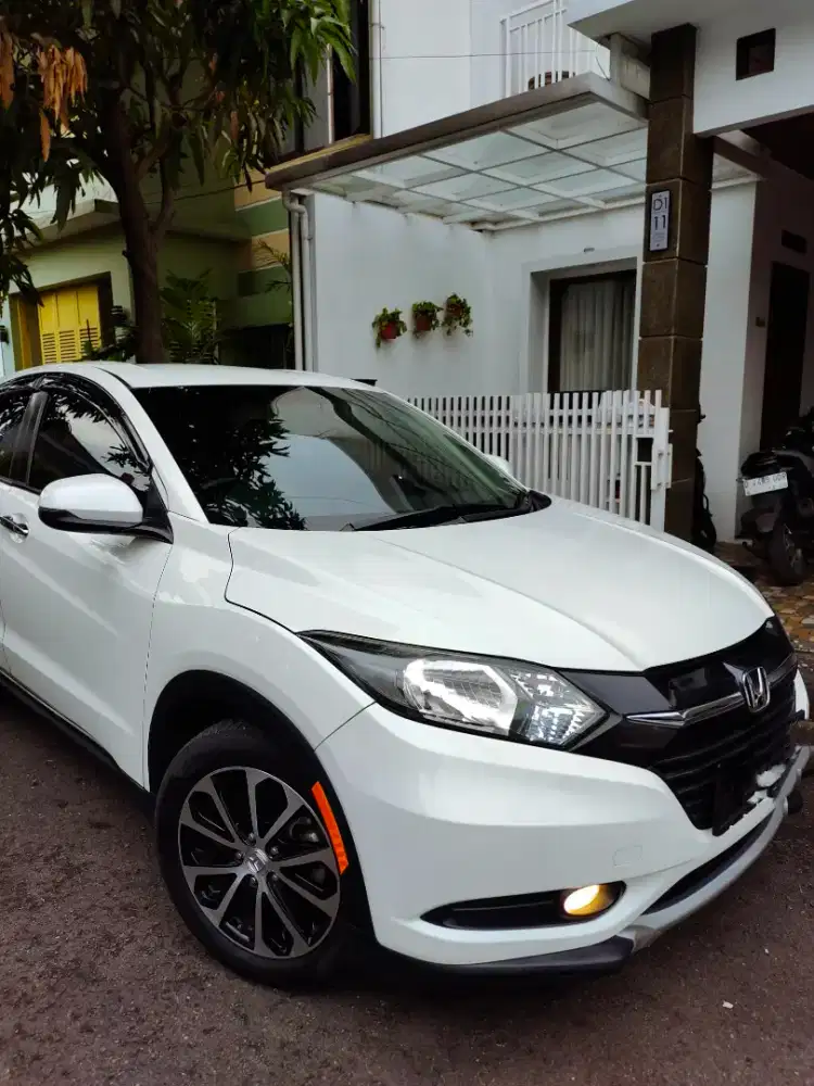 Low KM, HR-V 1.5 E A/T JBL Version, antik