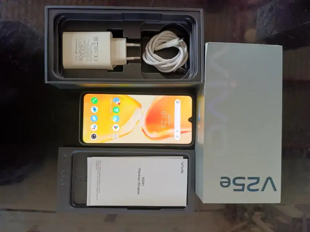 Vivo V25e 12/256 Seken masih bagus
