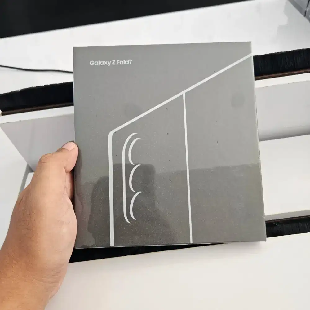 Termurah!!! Samsung Z Fold7 12/512GB garansi resmi 1 tahun