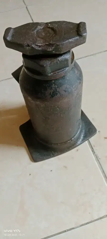 dongkrak botol di jual bekas metro mini