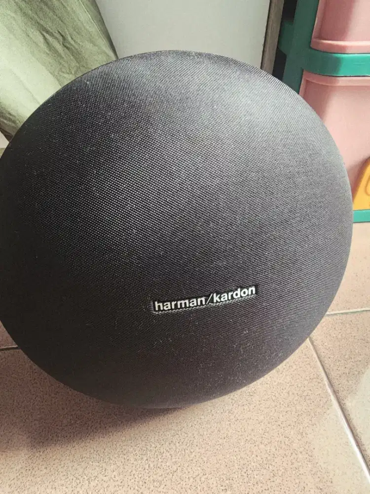 Harman Kardon Onyx Studio 4