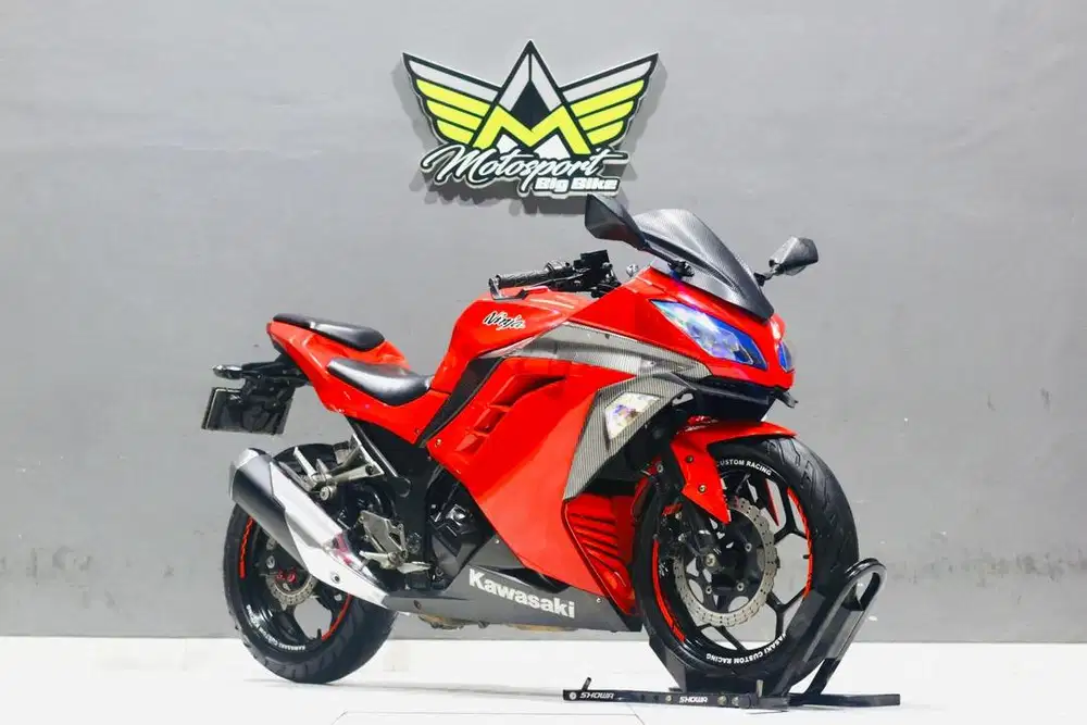 Kawasaki ninja250 Fi like new CBR250 Z250 KTM Duke250
