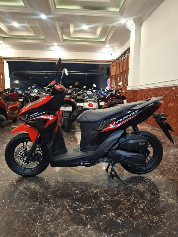 HUB KIKI PROMO DP MURAH VARIO 125 KUNCI TH 2O25 KTP DAERAH BISA KREDIT