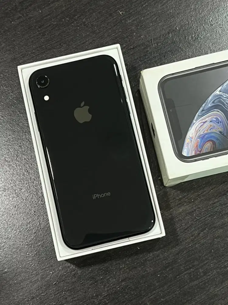iphone xr 64gb iBox