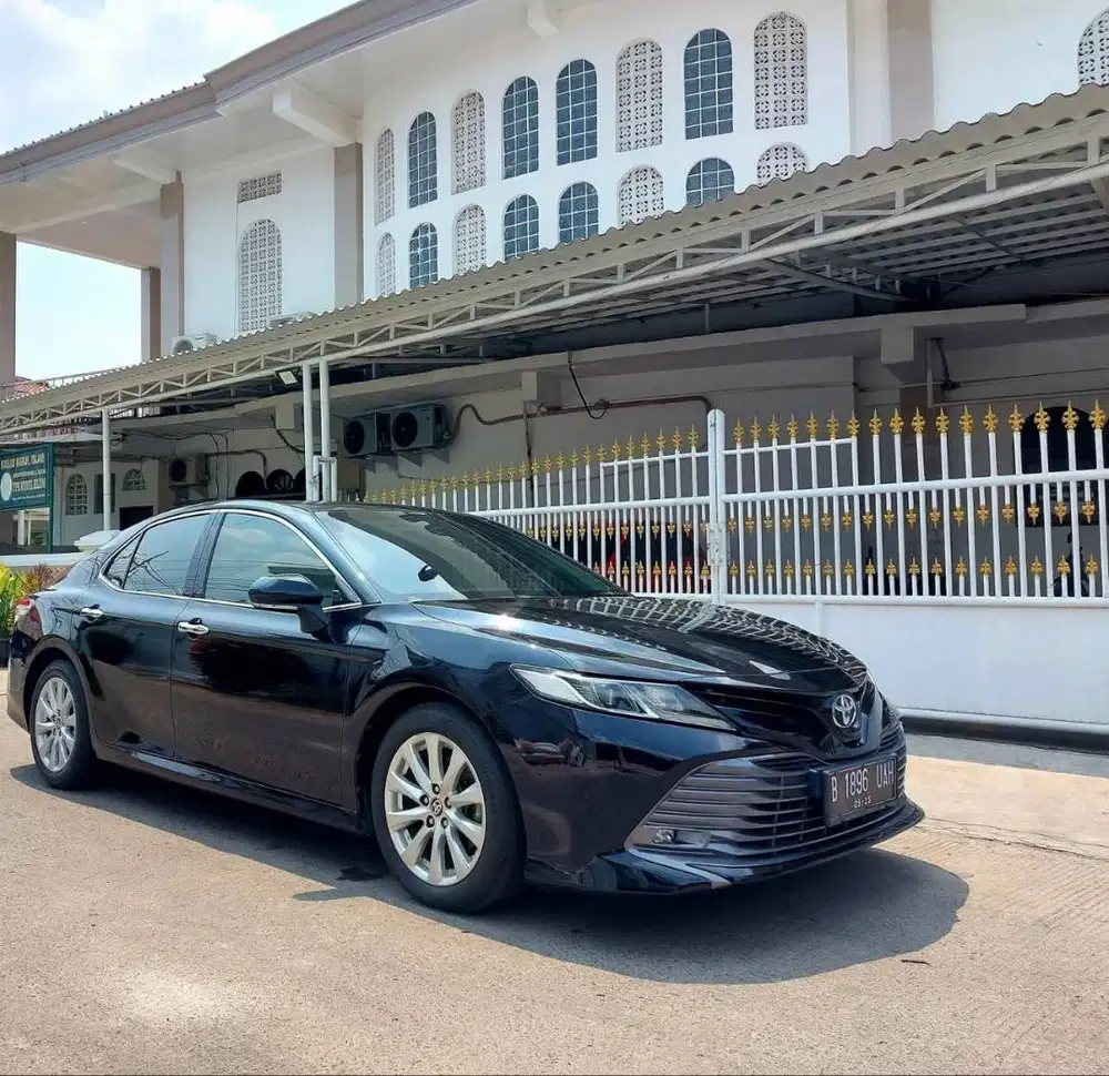 Toyota Camry V 2.5 AT 2020 - Cash 330 JT NEGO