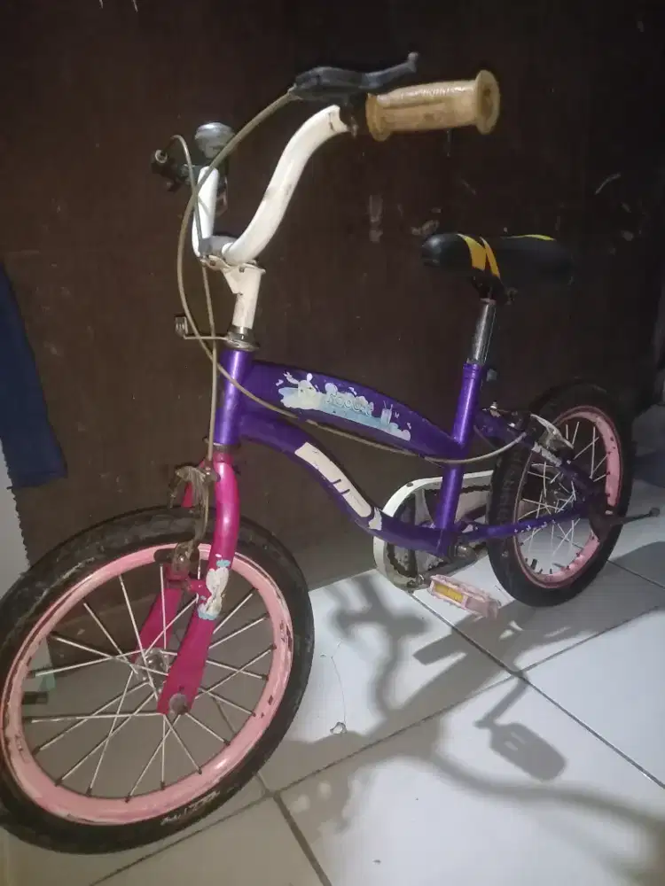 Sepeda anak uk 16