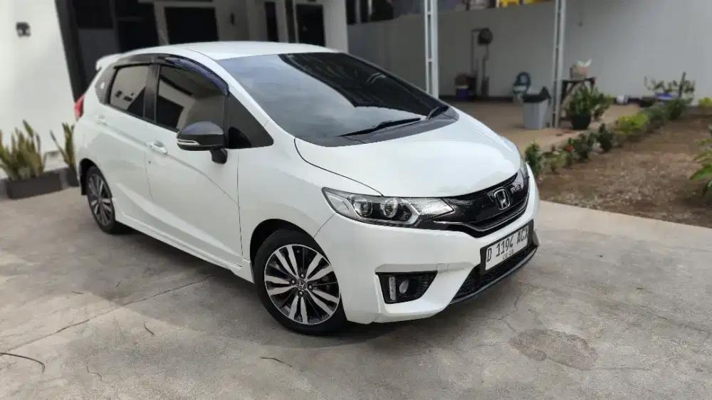 HONDA JAZZ RS AT 2014 NIK 2015 ISTIMEWA