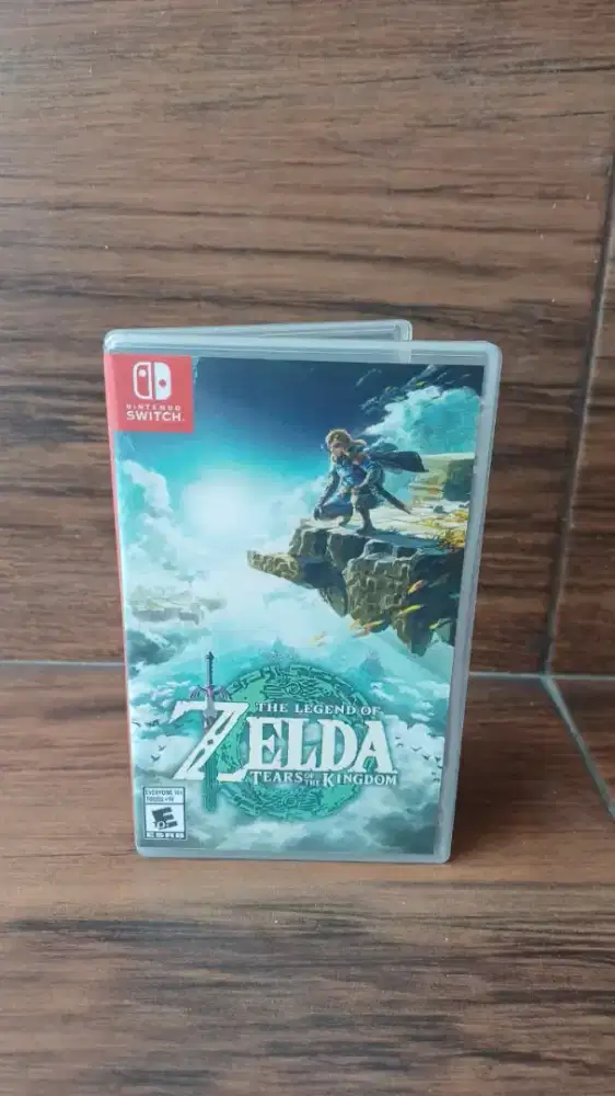 Proved Legend of Zelda
Tears of the kingdom
Kondisi like new mulus