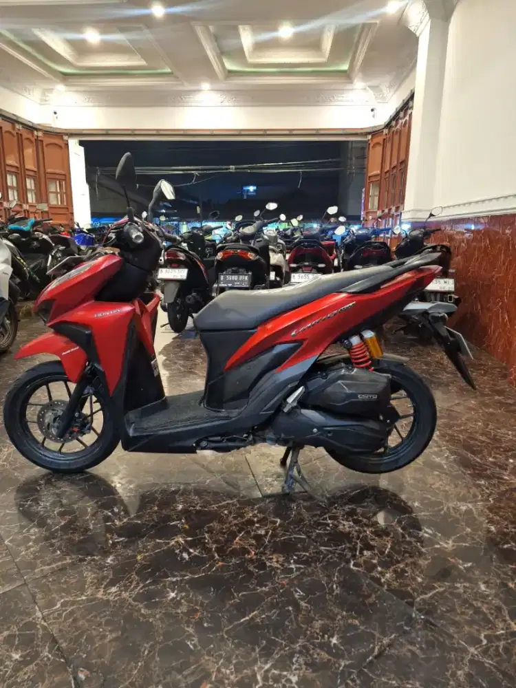 HUB KIKI DIJUAL MURAH 15,5 JT VARIO 150 THN 2108 SURAT SURAT LENGKAP