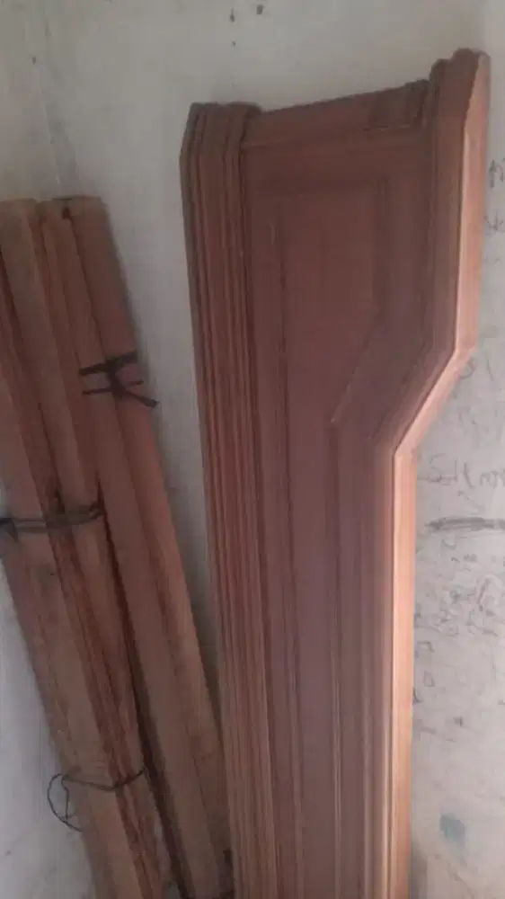 Jual kayu jati bekas copotan lemari