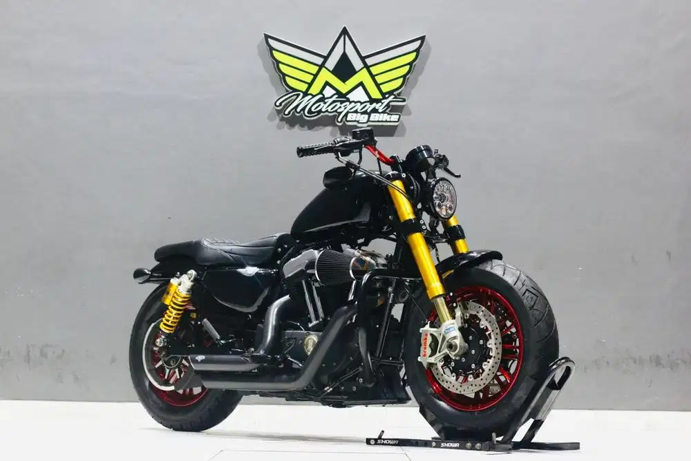 Harley davidson sportster48 like new fatboy Roadking ultra classic