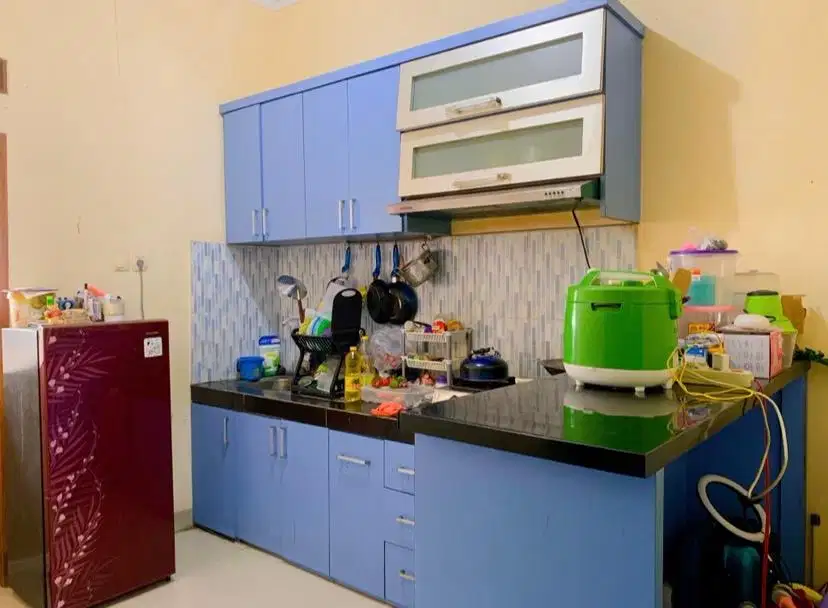 DIJUAL RUMAH + KOST2AN 2 PINTU LENTENG AGUNG - JAKARTA SELATAN