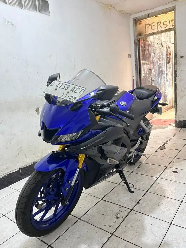 Yamaha r15 v3 2019 antik km low