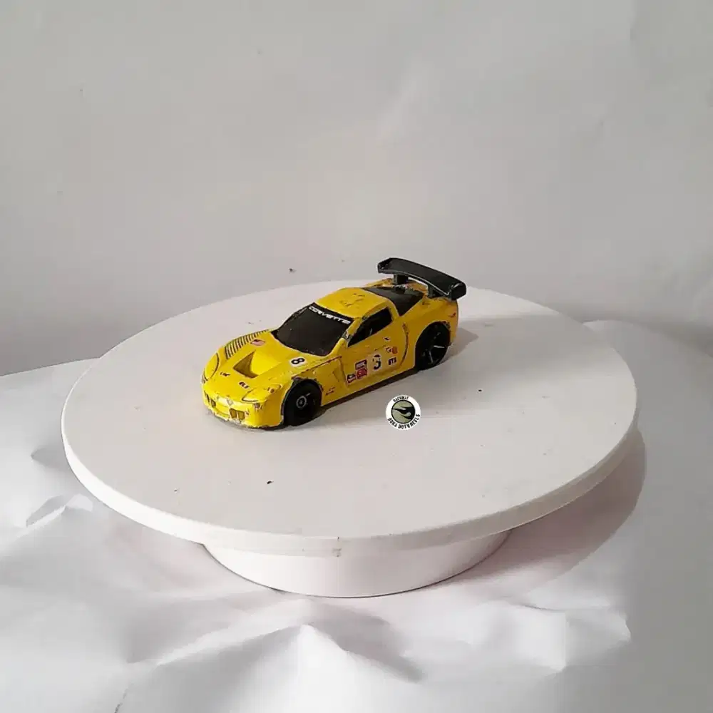 Hot Wheels Corvette C6-R Diecast RBH