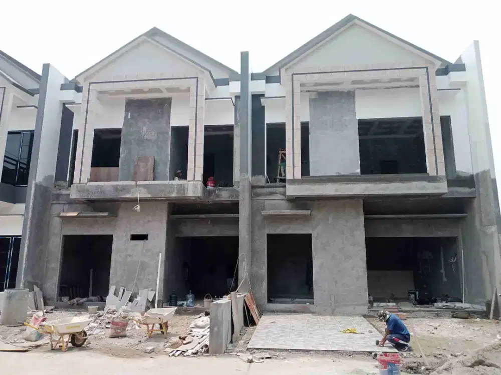 CLUSTER 8 UNIT 7 MENIT KE LRT TAMINI