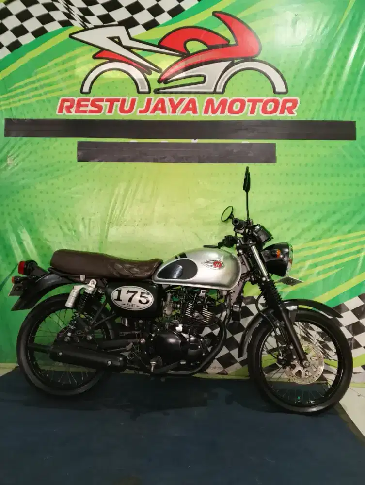 Kawasaki W 175 SE th 2018 cash/kredit#rjm