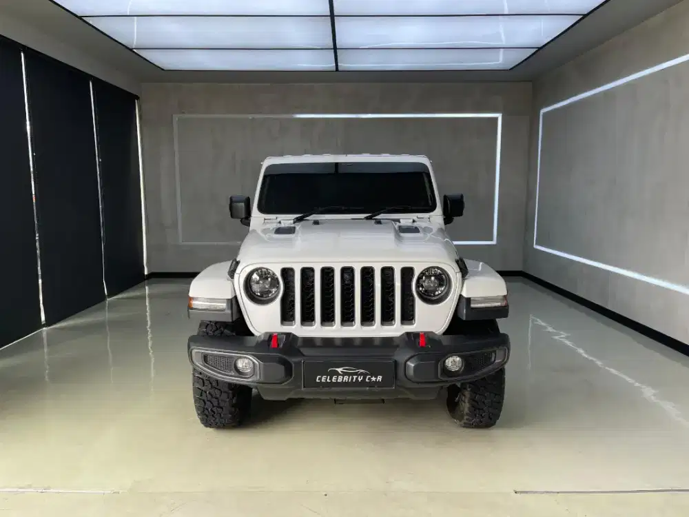 JEEP WRANGLER RUBICON JL 2.0 4-DOOR BENSIN WHITE METALIK 2023