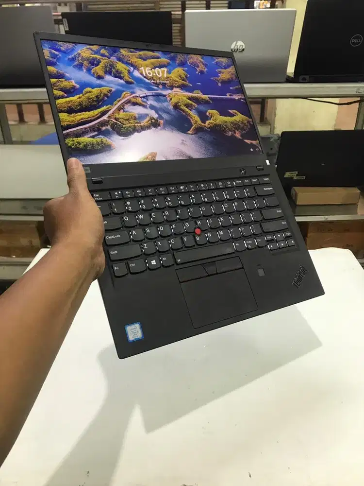 Thinkpad X1 Carbon Touch Screen i5 8350U 8GB 256GB 14fhd ips TS