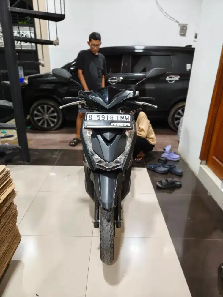 Honda Beat Deluxe ISS 2023 Hitam