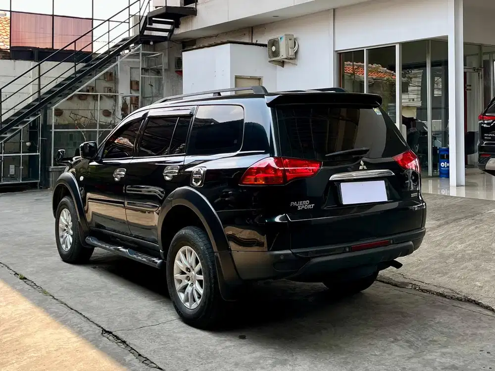 MITSUBISHI PAJERO EXCEED AT TH 2019