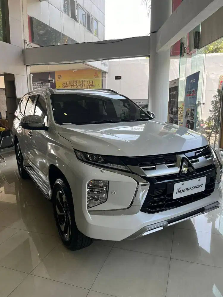 [Mobil Baru] Cash Tempo 1th Mitsubishi Pajero Sport Dakar (2025)