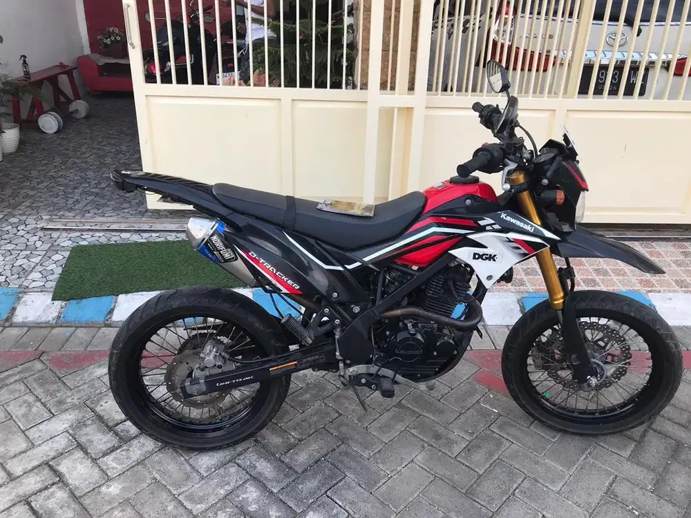 Kawasaki dtracker 2017